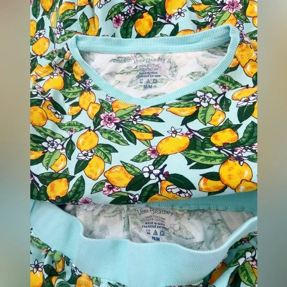 Med Vera Bradley Lemon Pajamas - Picture 2 of 3